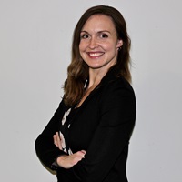 Headshot of Lindsey Walton
